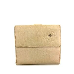 CHANEL Camellia CC Logo Beige Leather Bifold Wallet